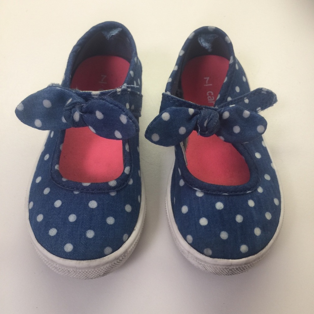 Carters girls toddler size 7 polka dot blue flats
